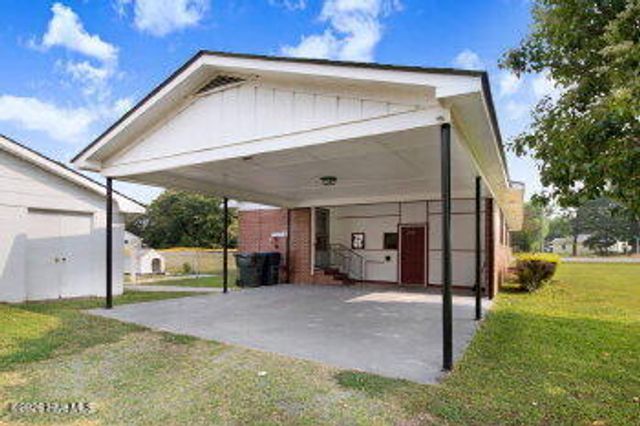 801 S Vance Street, Fremont, NC 27830