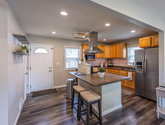 1360 9th Avenue SE, Rochester, MN 55904