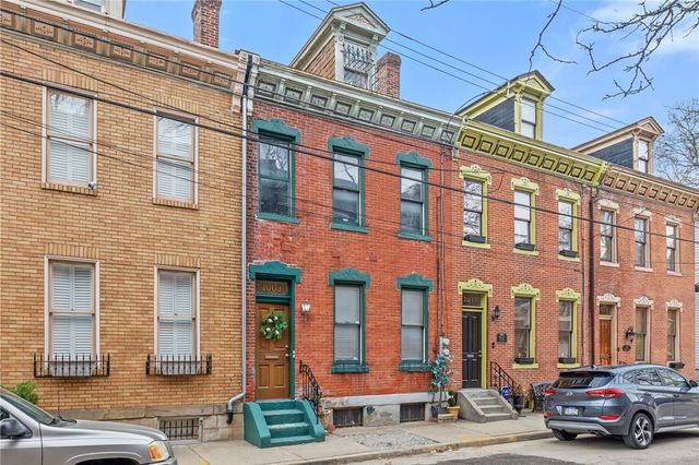 1009 Manhattan St, Manchester, PA 15233