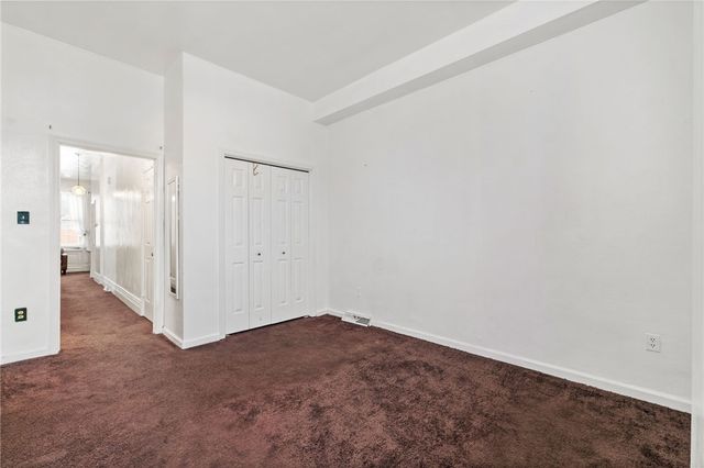 1009 Manhattan St, Manchester, PA 15233