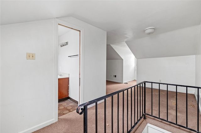 1009 Manhattan St, Manchester, PA 15233