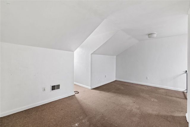 1009 Manhattan St, Manchester, PA 15233