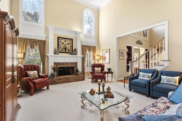 8015 Hurakan Creek Crossing, Cumming, GA 30028