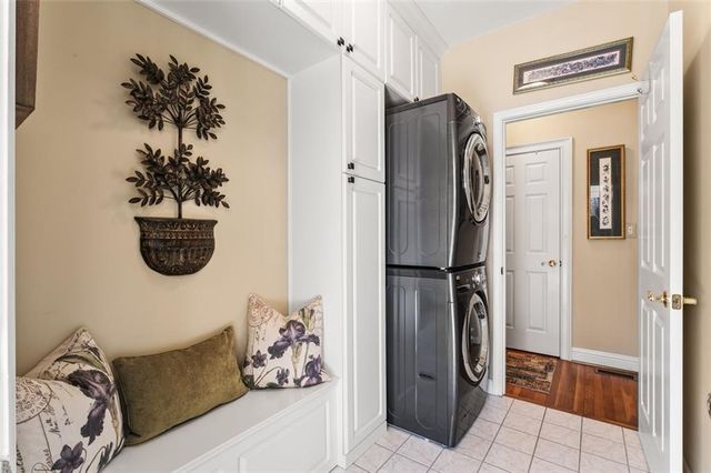 8015 Hurakan Creek Crossing, Cumming, GA 30028