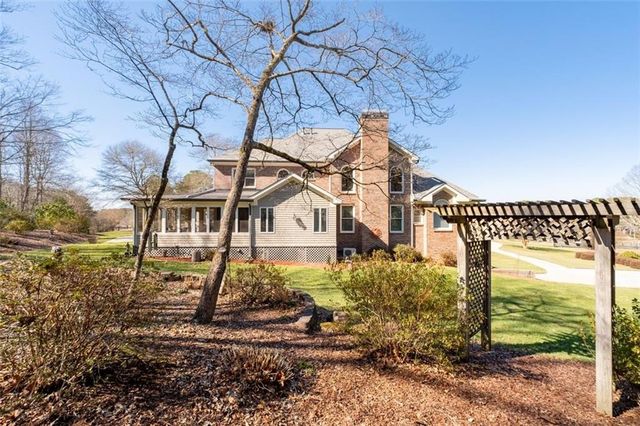8015 Hurakan Creek Crossing, Cumming, GA 30028