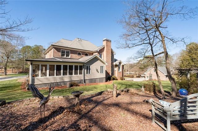 8015 Hurakan Creek Crossing, Cumming, GA 30028