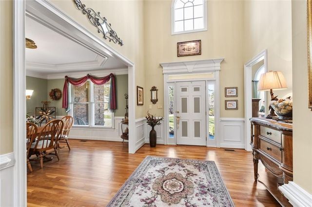 8015 Hurakan Creek Crossing, Cumming, GA 30028