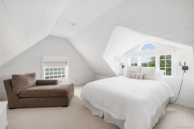 92 Beach Lane, Westhampton Beach, NY 11978