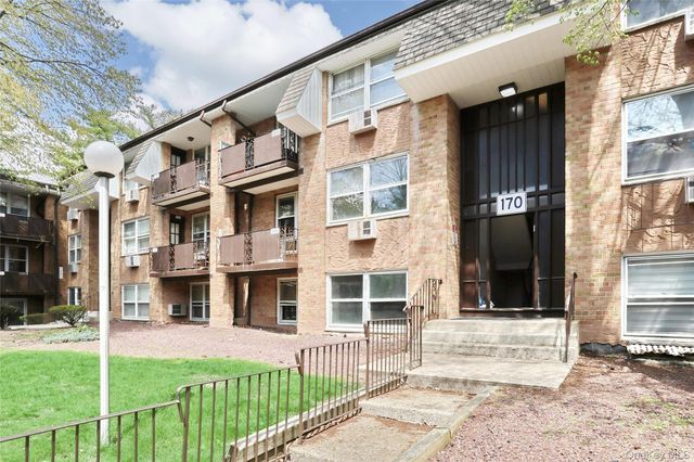 170 Kearsing Parkway B, Monsey, NY 10952