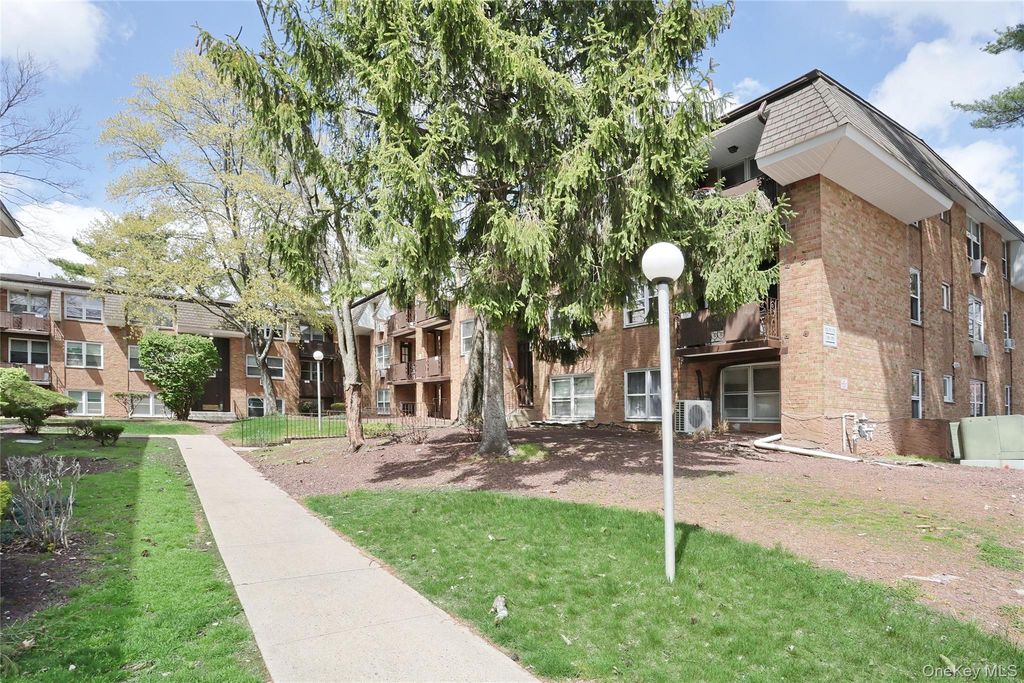 170 Kearsing Parkway B, Monsey, NY 10952