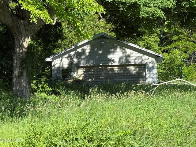 321 Egelston Road, Glen, NY 12072