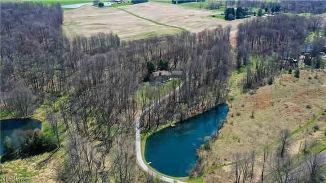 3190 Bunker Hill Road, Leetonia, OH 44431