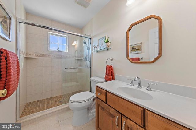 16 MARK DRIVE, Manahawkin, NJ 08050