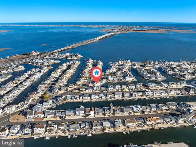 16 MARK DRIVE, Manahawkin, NJ 08050