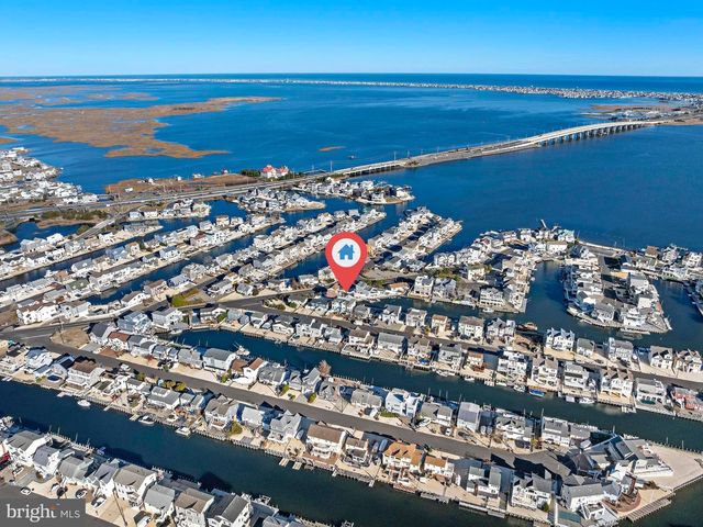 16 MARK DRIVE, Manahawkin, NJ 08050