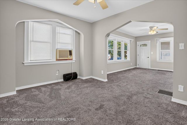 516 Fenton Street, Lansing, MI 48910