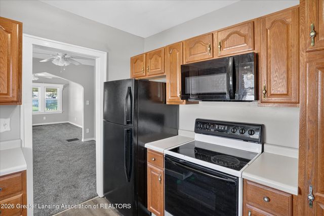 516 Fenton Street, Lansing, MI 48910