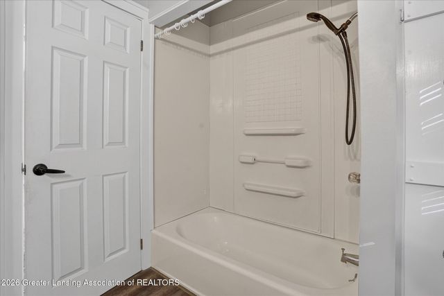 516 Fenton Street, Lansing, MI 48910