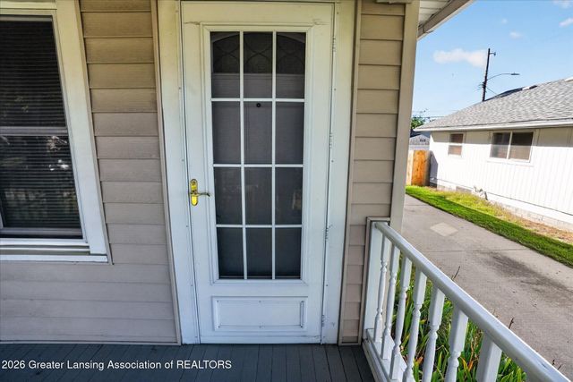 516 Fenton Street, Lansing, MI 48910