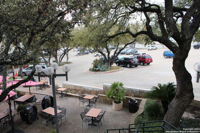 11800 WURZBACH RD, San Antonio, TX 78230