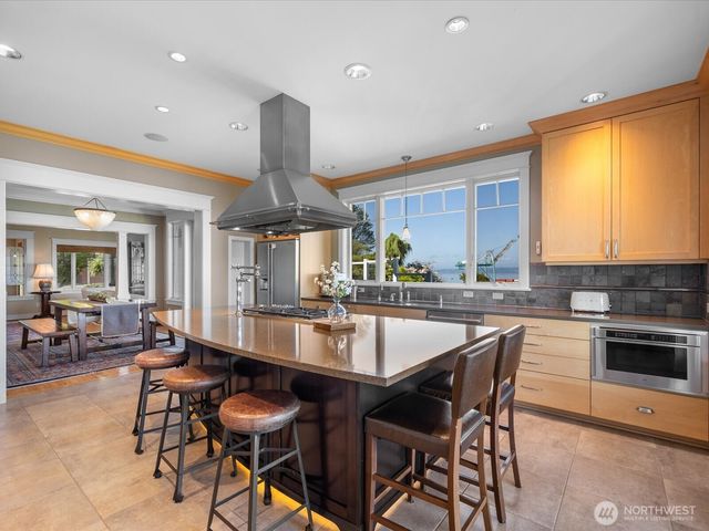 603 Warren Avenue, Everett, WA 98201
