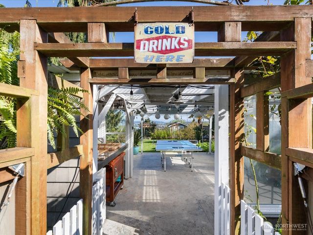 603 Warren Avenue, Everett, WA 98201