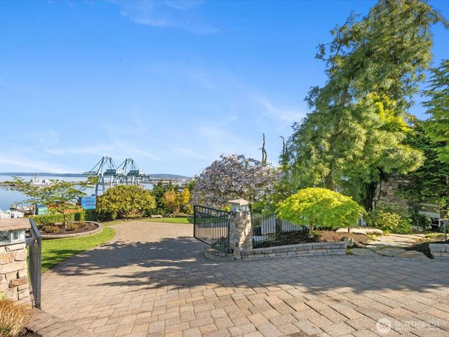 603 Warren Avenue, Everett, WA 98201