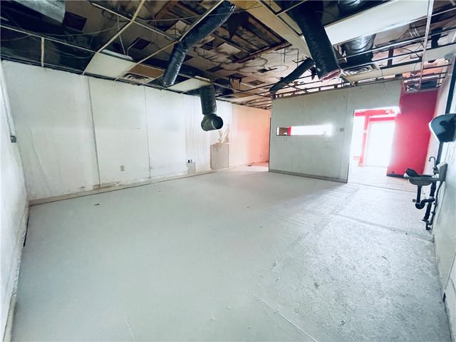 906 Penn Ave, Turtle Creek, PA 15145