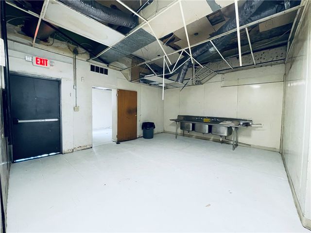 906 Penn Ave, Turtle Creek, PA 15145