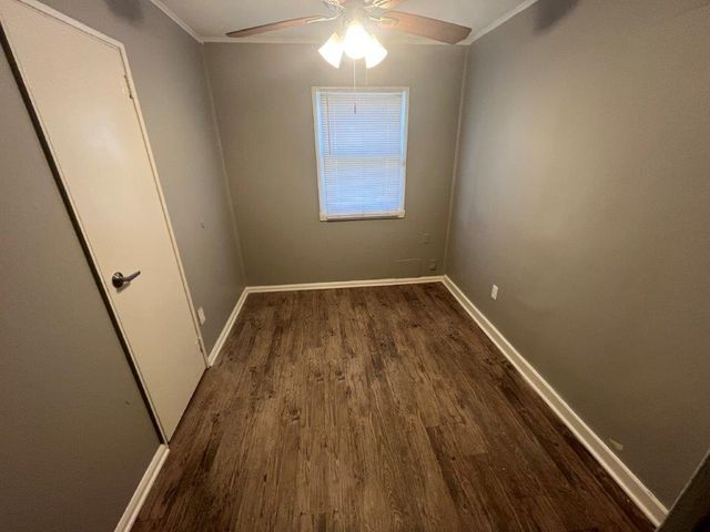 890 DAWN DR, Memphis, TN 38127