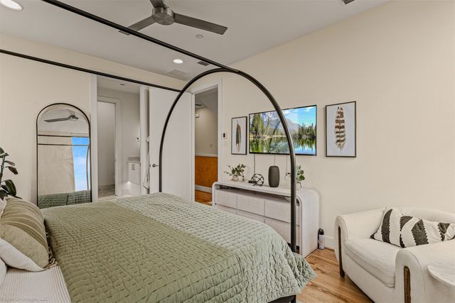 304 Mathey Court, Dallas, TX 75208