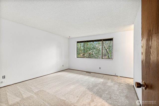 3258 SE Mahali Lane, Port Orchard, WA 98366