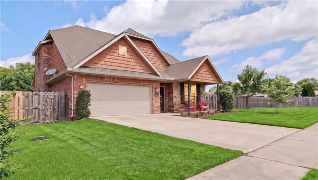 2860 Topaz Drive, Fayetteville, AR 72704
