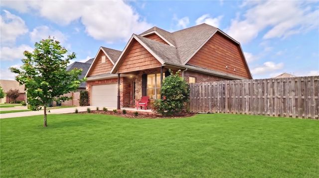 2860 Topaz Drive, Fayetteville, AR 72704