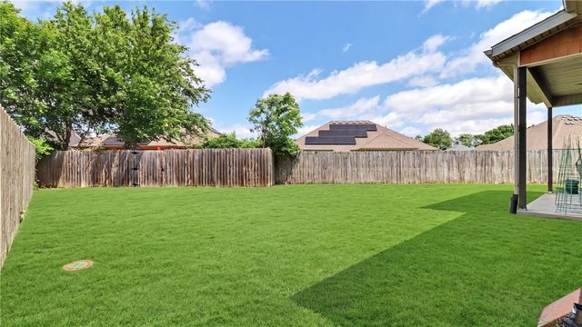 2860 Topaz Drive, Fayetteville, AR 72704