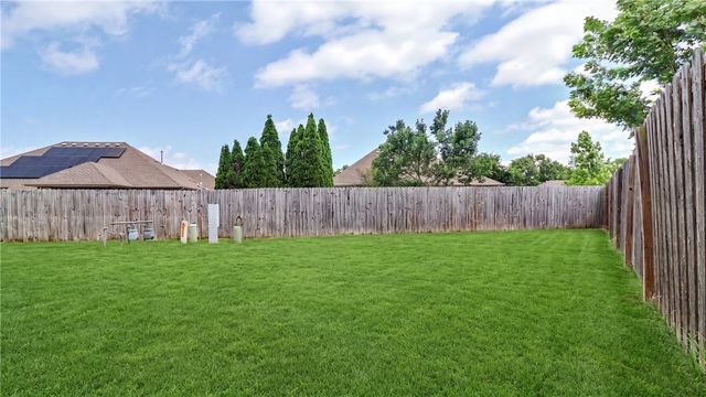 2860 Topaz Drive, Fayetteville, AR 72704