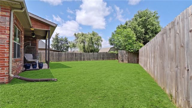 2860 Topaz Drive, Fayetteville, AR 72704