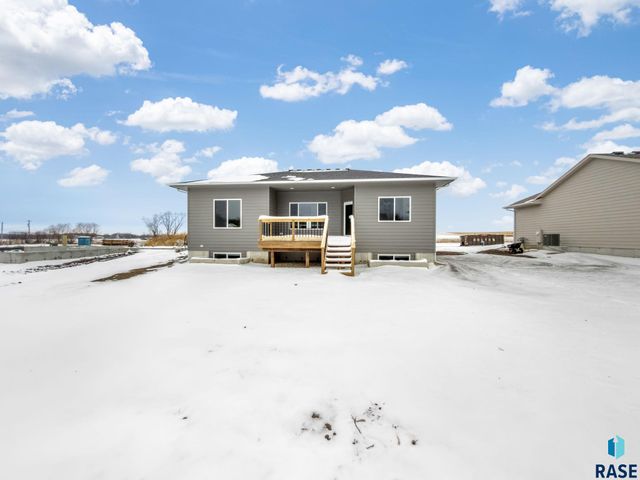 1501 E Carol St Street, Sioux Falls, SD 57104