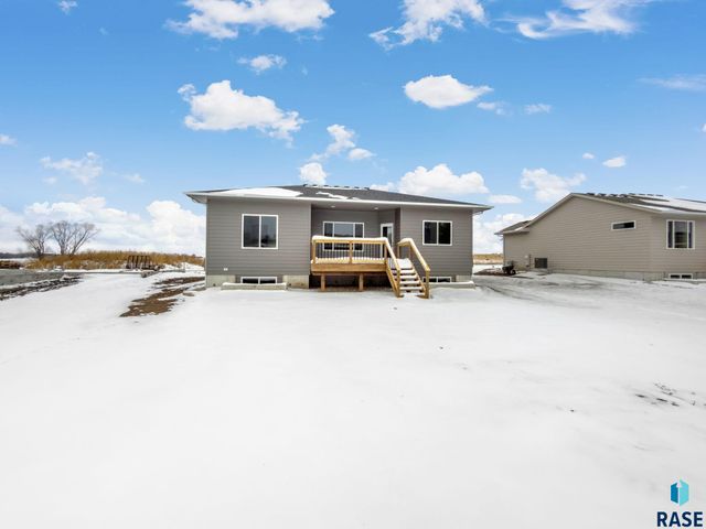 1501 E Carol St Street, Sioux Falls, SD 57104