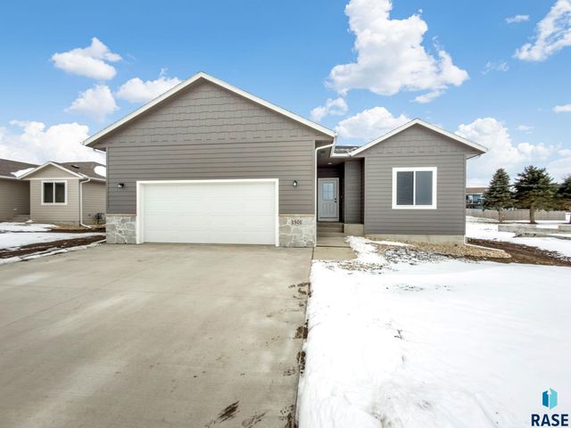 1501 E Carol St Street, Sioux Falls, SD 57104