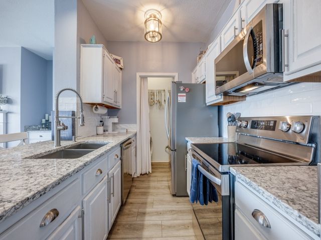 2164 Tanglewood Boulevard A208, Pottsboro, TX 75076