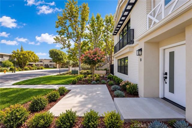 1025 La Cadena B, Arcadia, CA 91007