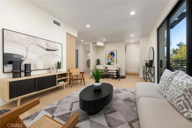1025 La Cadena B, Arcadia, CA 91007