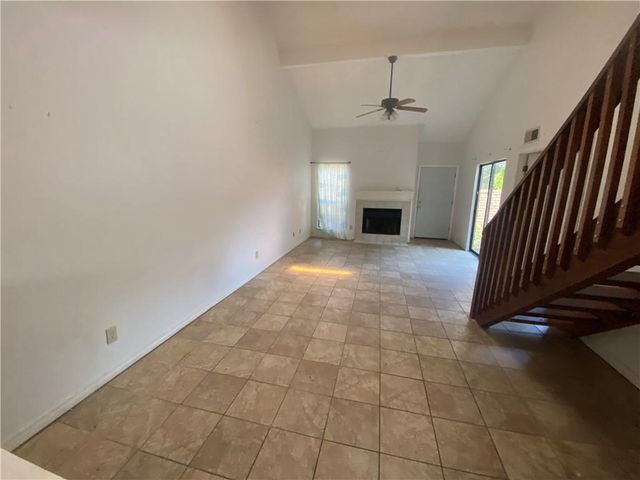 200 Parma Drive B3, Daphne, AL 36526