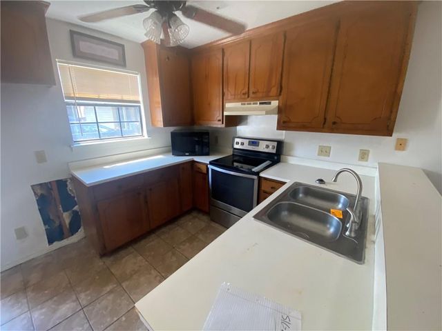 200 Parma Drive B3, Daphne, AL 36526