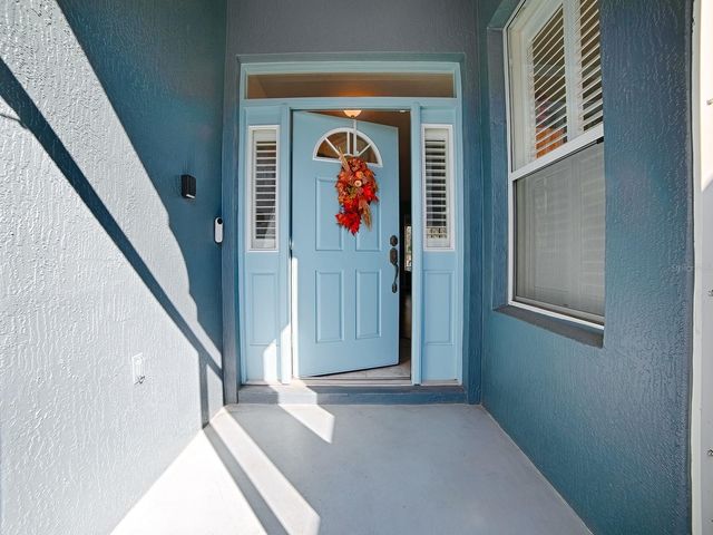 33122 MEADOW SIDE COURT, Leesburg, FL 34748