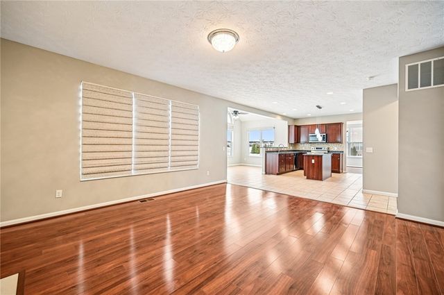 4076 Spicebush Drive, Tipp City, OH 45371