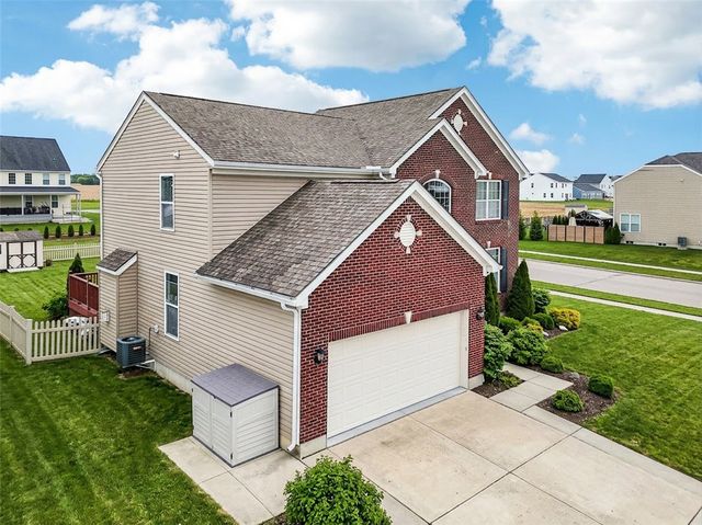 4076 Spicebush Drive, Tipp City, OH 45371