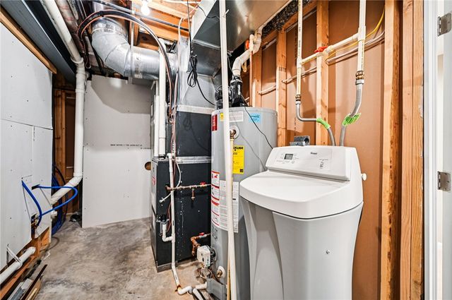 4076 Spicebush Drive, Tipp City, OH 45371