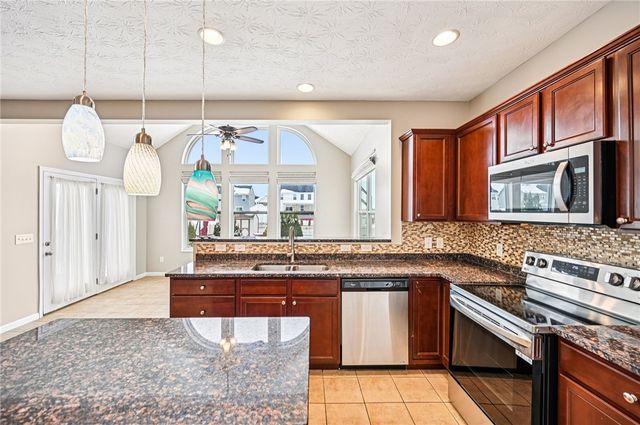 4076 Spicebush Drive, Tipp City, OH 45371